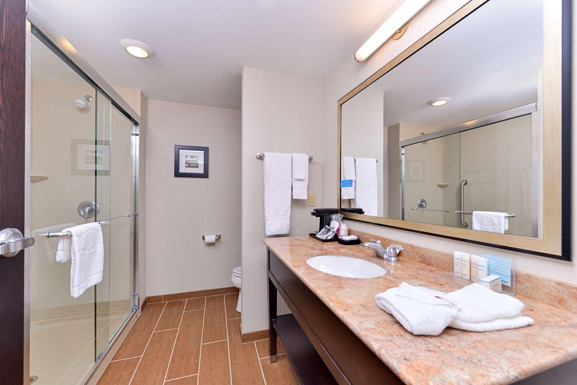 Coal Center Hampton Inn & Suites California University-Pittsburgh מראה חיצוני תמונה